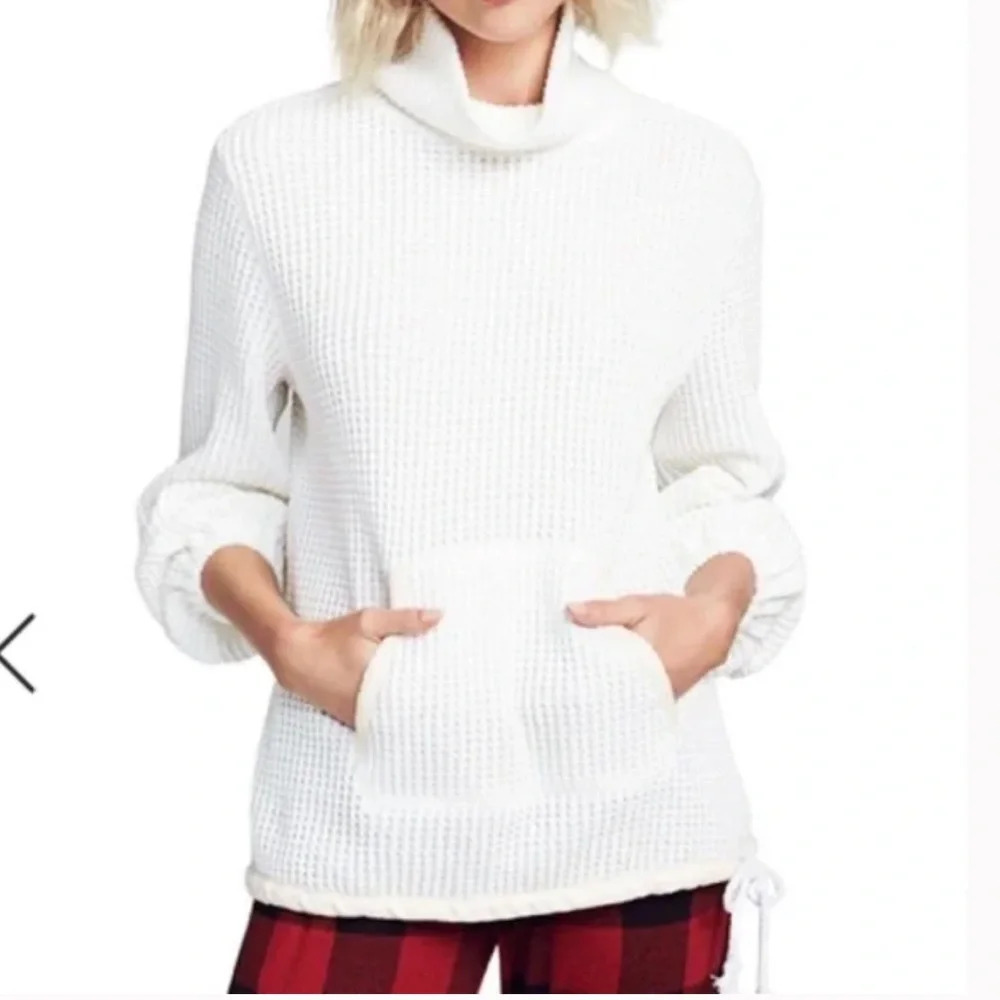 Faherty Pullover Sweatshirt in White Size Small
